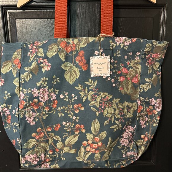 Laura Ashley Handbags - NWT Laura Ashlet Oversized Fabric Floral Tote Blue Red Green